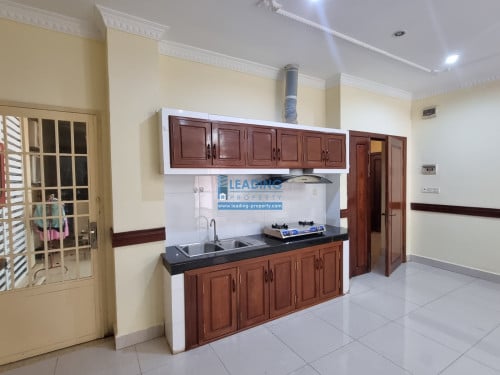 N178 | 1 Bedroom Apartment For Rent Near Toul Sleng Museum Free Wifi and Car Park