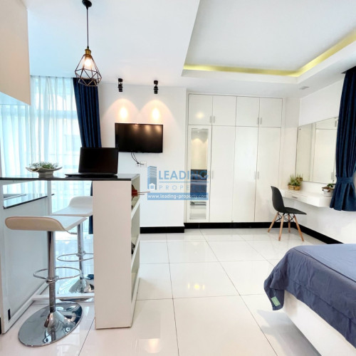 N258 | Studio Apartment in BKK3 with Swimming Pool and Gym
