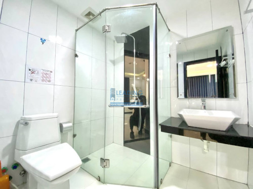 N258 | Studio Apartment in BKK3 with Swimming Pool and Gym