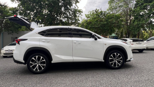 NX 200t F Sport គុជ3 6ប៊ូតុង ប៉ុង2 តម្លៃពិសេស