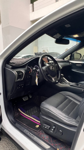 NX 200t F Sport គុជ3 6ប៊ូតុង ប៉ុង2 តម្លៃពិសេស