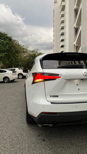 NX 200t F Sport គុជ3 6ប៊ូតុង ប៉ុង2 តម្លៃពិសេស