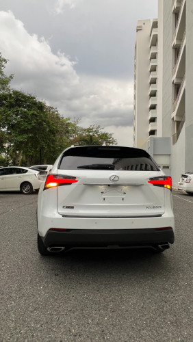NX 200t F Sport គុជ3 6ប៊ូតុង ប៉ុង2 តម្លៃពិសេស