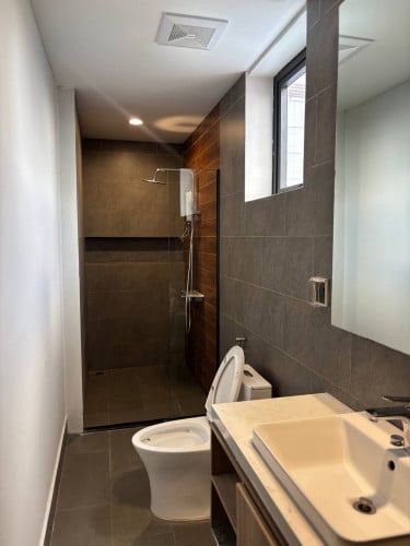 One Bedroom 700$