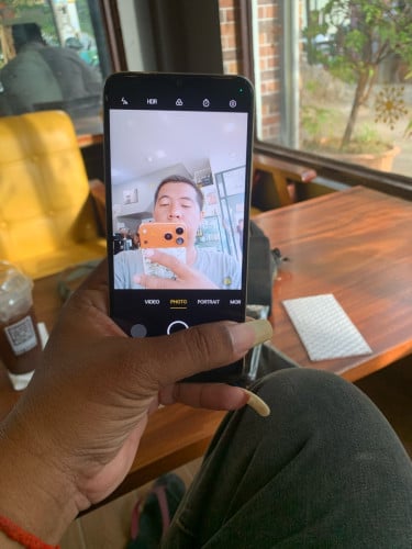 OPPO A38 ក្រុមហ៊ុន