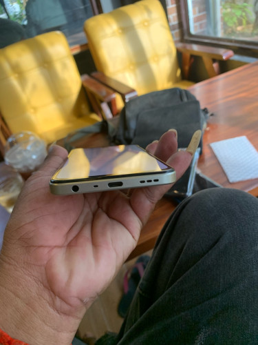 OPPO A38 ក្រុមហ៊ុន