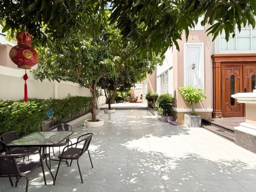 PRINCE VILLA FOR RENT IN PENG HUOTH BOENG SNOR - ECO MELODY