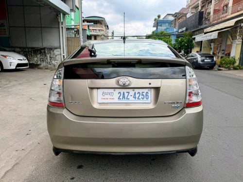 Prius 05 full