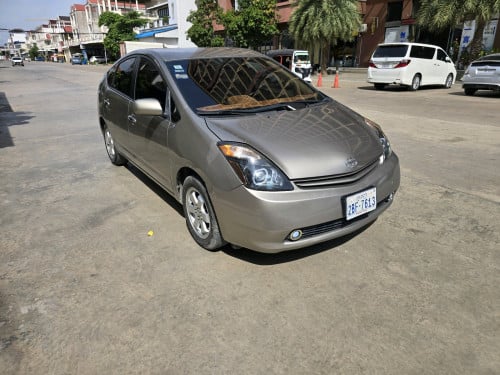 Prius 05 full option លក់