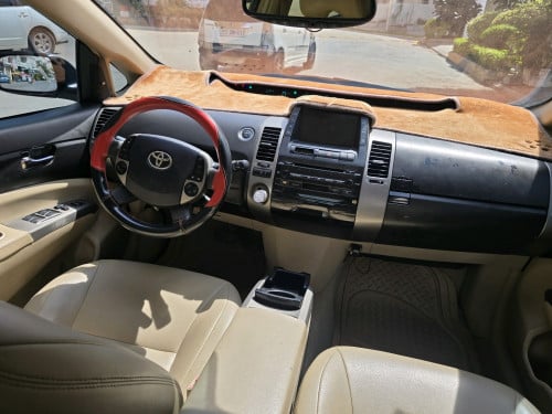 Prius 05 full option លក់