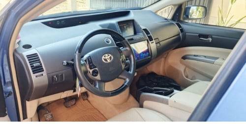 PRIUS 2004 For Rent /出租