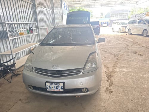PRIUS 2005 For Rent /出租