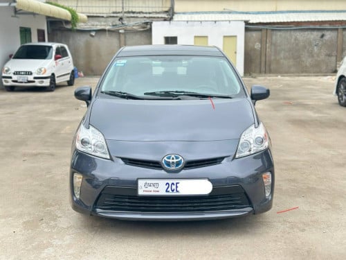 PRIUS 2012 For Rent /出租