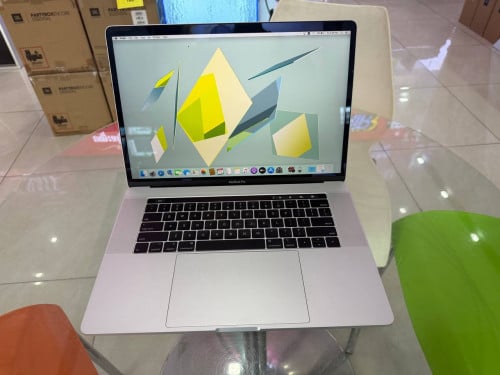 Promotion only 599$ Macbook Pro Retina Secondhand Australia