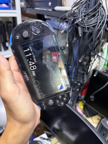 Ps vita slim JB 149$