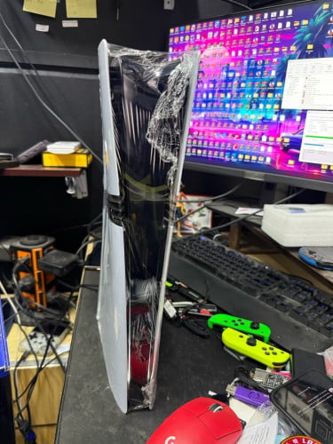 PS5 Slim JB 1T New ថ្មី 730$