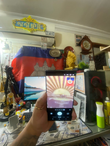 S22 ultra / ram8g / 128g / ក្រុមហ៊ុនសុីម 2 ស្កេនមុខស្កេនក្រយ៉ៅដៃ លក់តំលៃក្រោមទីផ្សារ 220$ ដាច់