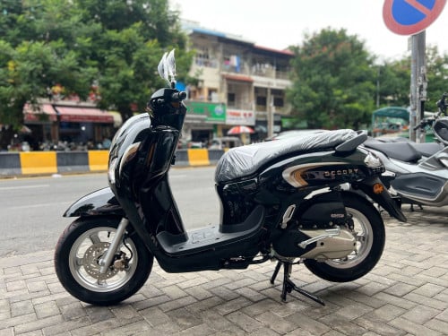 Scoopy 2026ខ្មៅប្រេីសោរ