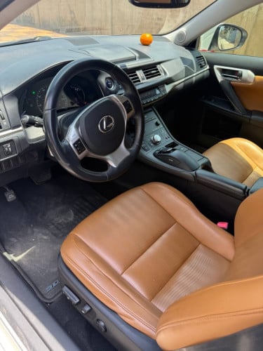 sedan