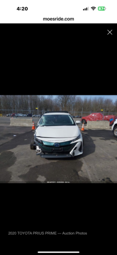 Sell Prius prim 2020 xle full Primum សាង22500$