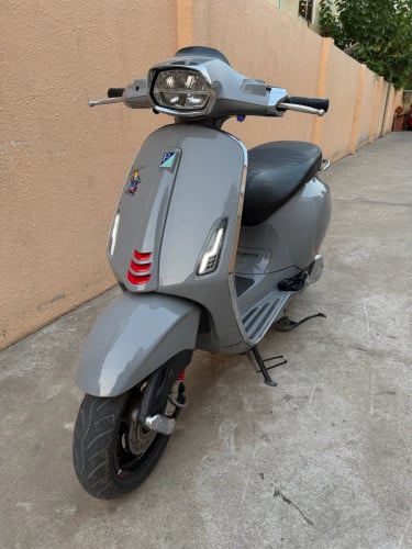 Sell Vespa sprint 022/150cc
