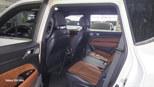 Ssangyong Rexton SUV 29500$ full option