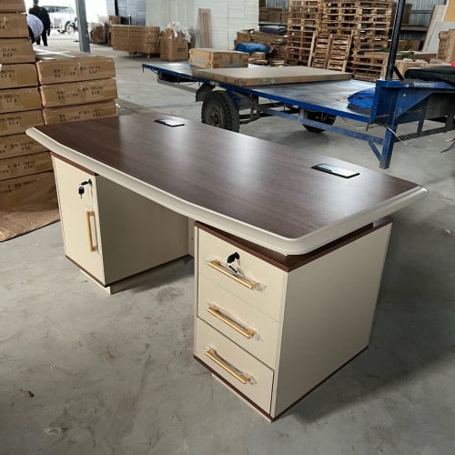 Table manager Size: 160cm x 80cm(យកច្រើនចុះច្រើន)
