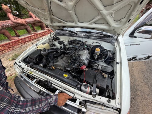 Tacoma 1997 តួទាបលេខដៃ លក់ធូធូ បងបង 090329265 086308135 ទីតាំងកំពង់ចាម ☎️📞