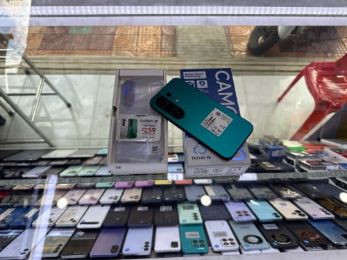 TecnoCamon50 (16g*+128g)ហែកថ្មីអត់ប្រើ