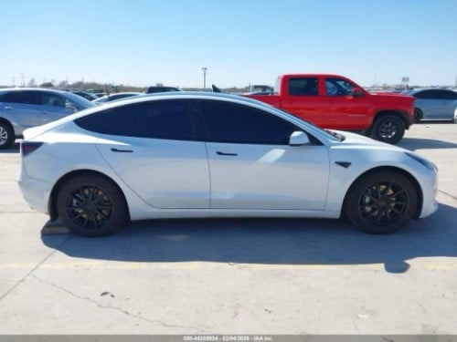 កំពង់ចេញមក Tesla Model 3 dual motor long range all will drive 2022