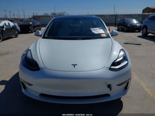 កំពង់​ចេញ​មក​ Tesla Model 3 dual motor long range all will drive 2022