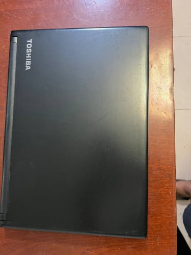 TOSHIBA i3th7 ram4 8gb m’2 128gb