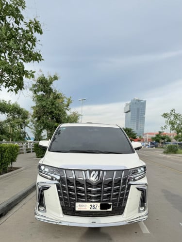 ឡានលក់ Alphad up 012 up 022. Hybrid. ម្ចាស់ផ្ទាល់