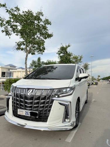 ឡានលក់ Alphad up 012 up 022. Hybrid. ម្ចាស់ផ្ទាល់