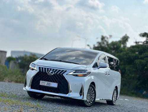 TOYOTA ALPHARD 2016 UPDATE LM 350H EXECUTIVE LOUNGE