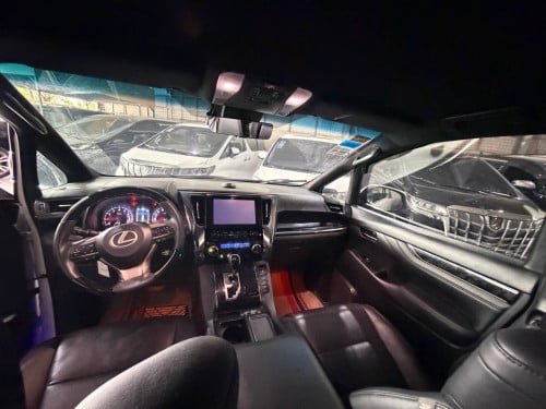 Toyota Alphard 2021
