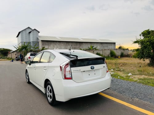 Toyota Prius 014 option 3 solar