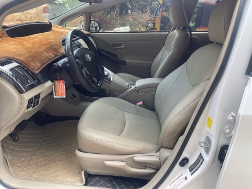 Toyota Prius 2010 Option 3