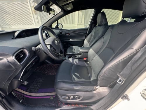 Toyota Prius prime 2020