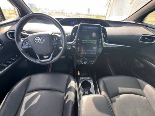 Toyota Prius prime 2020