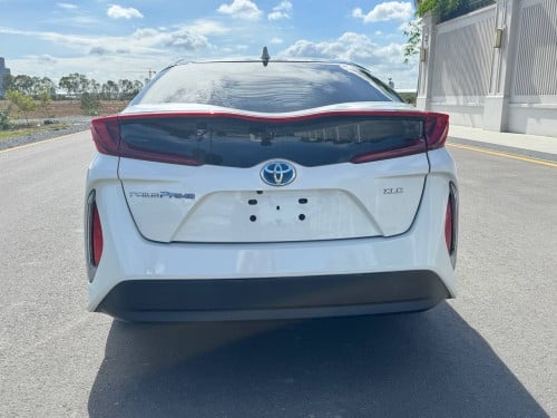 Toyota Prius prime 2020