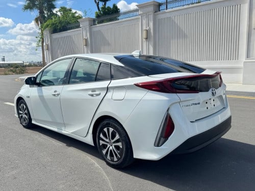 Toyota Prius prime 2020
