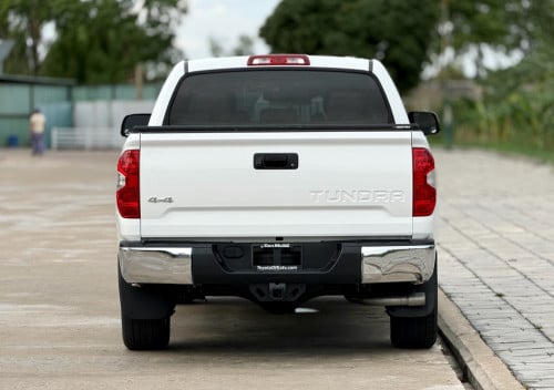 TOYOTA_TUNDRA_2014_Limited