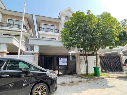 Twin A Villa for Rent in Borey Penghouth The Star Diamond 60m