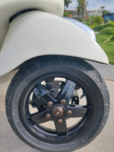 VESPA LX125cc