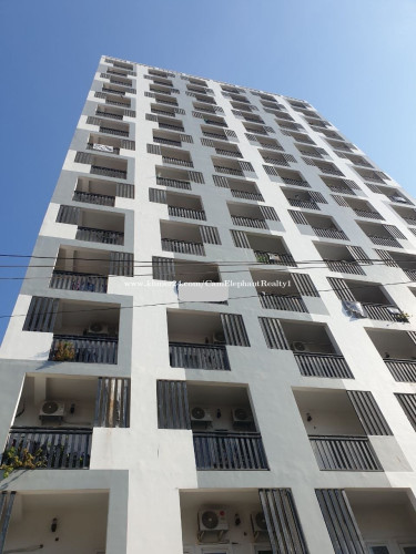Western 1Bedroom Condo BKK2 near Olympic