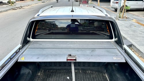 Wildtrak 2023 ( 43500&) ហ្សុីន១ជុំ