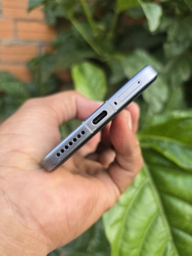 Xiaomi 15Pro 12g/256g_CH(វៃដូរបាន)👉$445