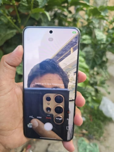 Xiaomi 15Pro 12g/256g_CH(វៃដូរបាន)👉$445