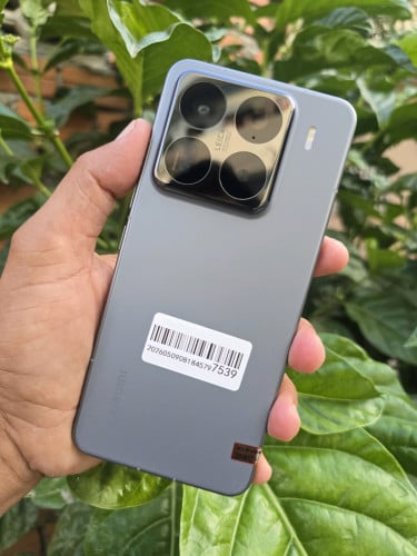 Xiaomi 15Pro 12g/256g_CH(វៃដូរបាន)👉$445